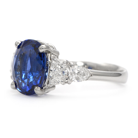 Blue Sapphire & Diamond Ring | Minnesota - Wixon Jewelers